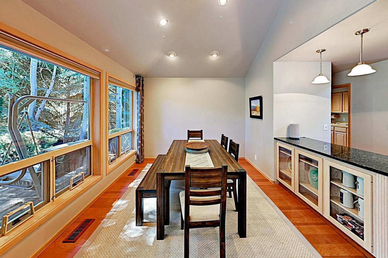 Tree Branch Cabin Sunriver Extérieur photo